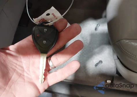 2006 Toyota Rav4 Limited V6 from USA, damaged, VIN JTMBK31V065003782